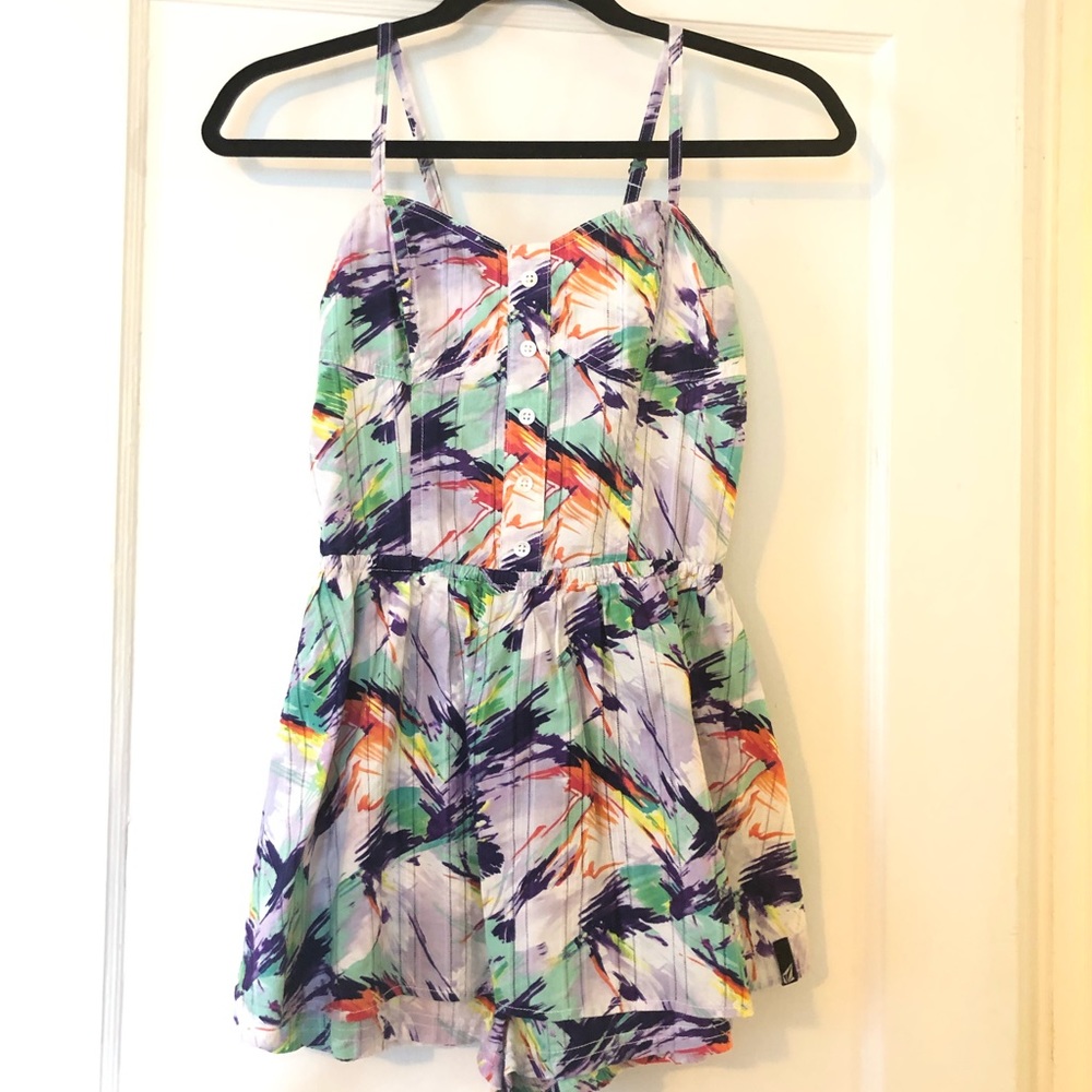 Volcom skort romper